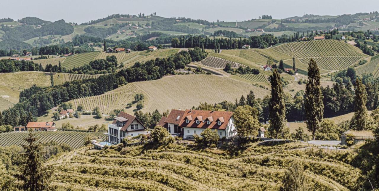 Winehouse Living Villa Leutschach Bagian luar foto