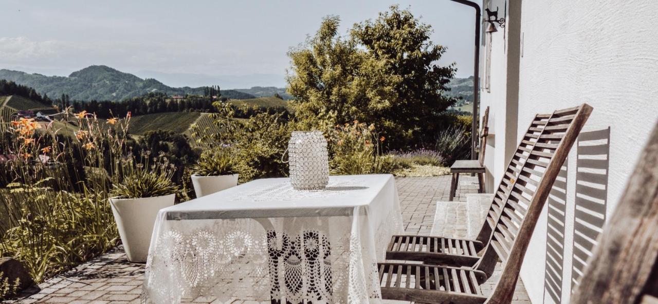 Winehouse Living Villa Leutschach Bagian luar foto
